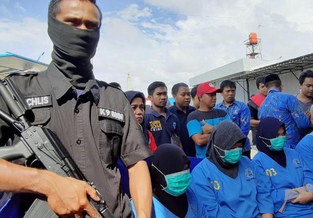 【国际在线】印尼警方破获毒品偷运案 缴获冰毒3.7公斤