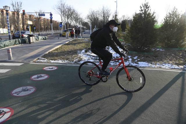 北青网■北京首条自行车专用路车流量突破100万人次