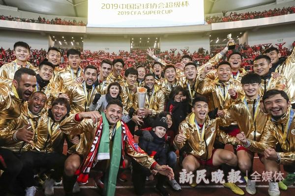 新民网：场外音｜中国足球，辞旧盼迎新