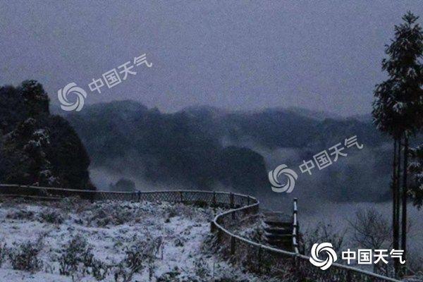 #中国天气网#南方阴雨持续体感湿冷 华北黄淮等地有霾