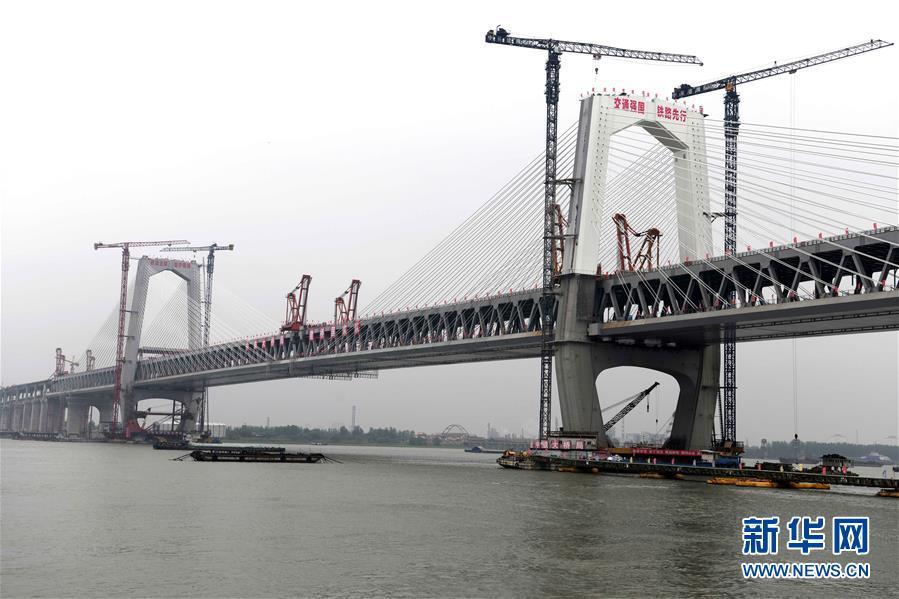 「新华网」迈向复兴——聚焦2019重大工程建设