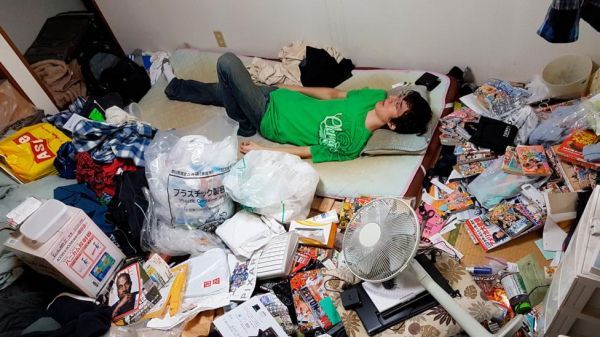 #参考消息网#专家分析：日本蛰居族崛起背后的原因是什么？