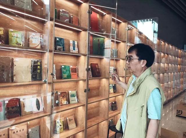 中国新闻周刊■地表最强吃货，他为每道菜写了一首诗