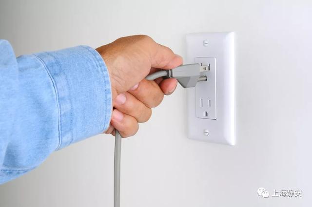 洗衣机用完要不要拔掉插头这些年一直都错了