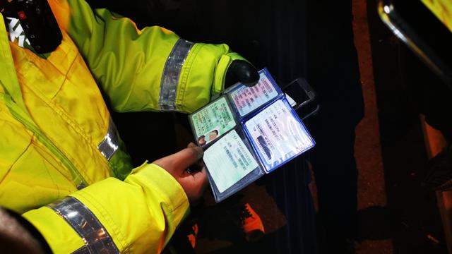 北青网：警探号｜买摩托车就送车牌、驾驶证？交警：您也敢用