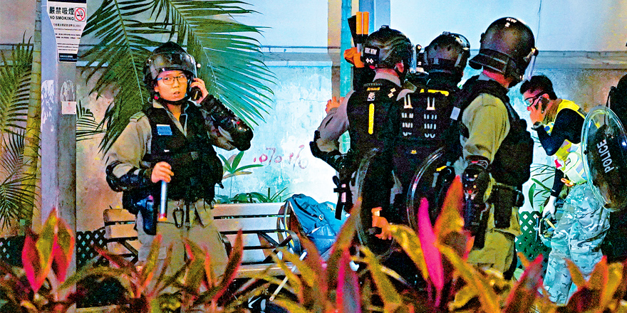 [文汇报]竟将“修例风波”列为年度好事？美媒，你的良心呢？