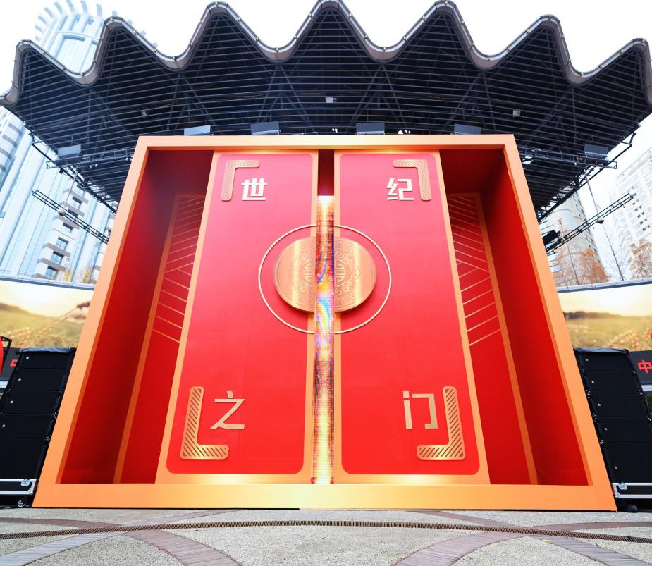 步行街的未来都在这里南京东路世纪广场开启世纪之门