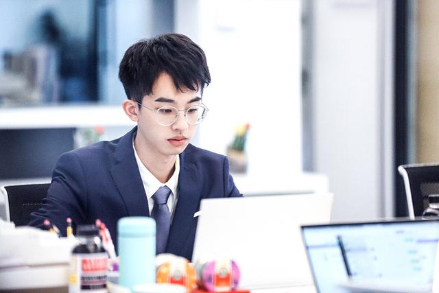 南方周末：“巧克力是什么味道的？自己打开盒子尝尝才知道”