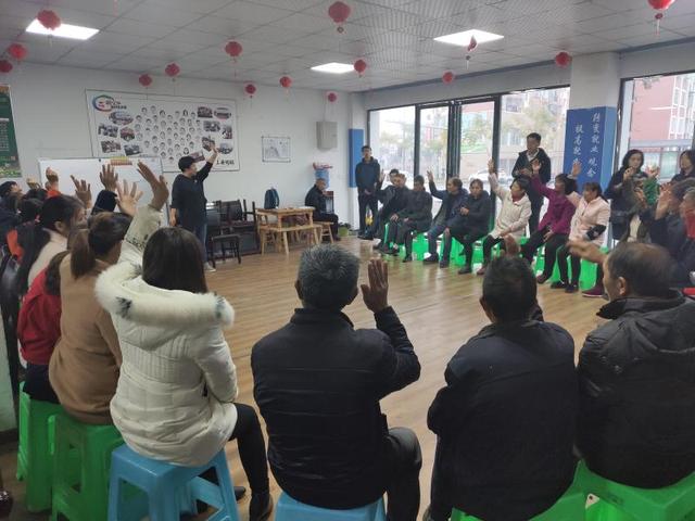 上观新闻：遵义湄潭：上海“睦邻中心”落地田坝，社区居民心里充满光芒