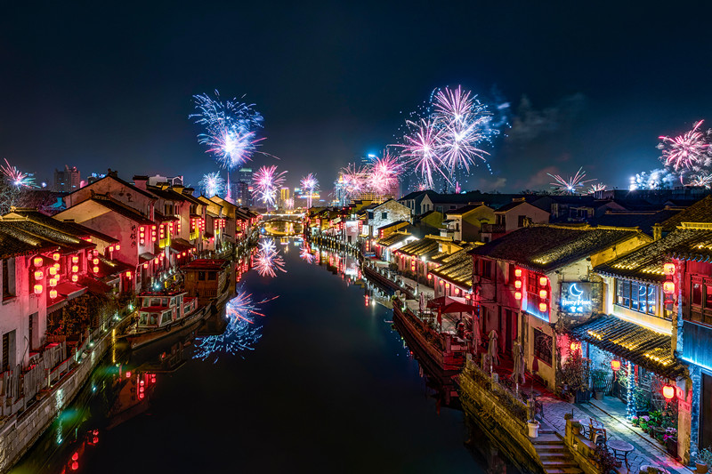 「文汇报」2020年竟然有五个神奇周六！网友：六到起飞，不许愿都对不起自己