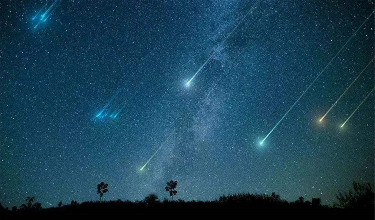 [文汇报]为什么流星总让人想到浪漫？2020年第一场流星雨即将来临，你会和谁去看？