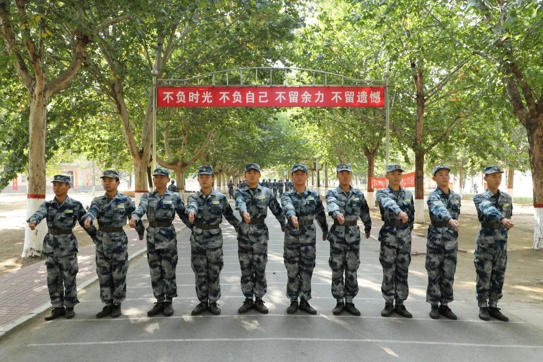 [中国军网]兵哥哥喝上的那口腊八粥，是这样的滋味……