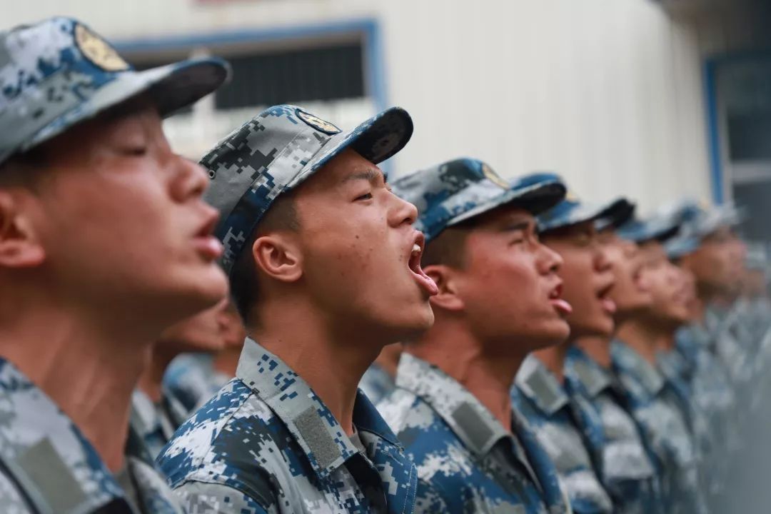 [中国军网]兵哥哥喝上的那口腊八粥，是这样的滋味……