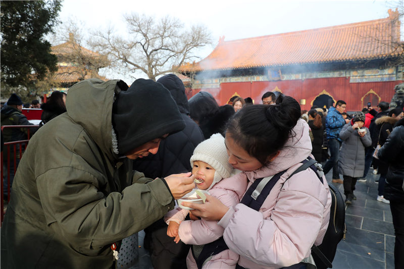 [中国日报网]全国各地喜迎“腊八”