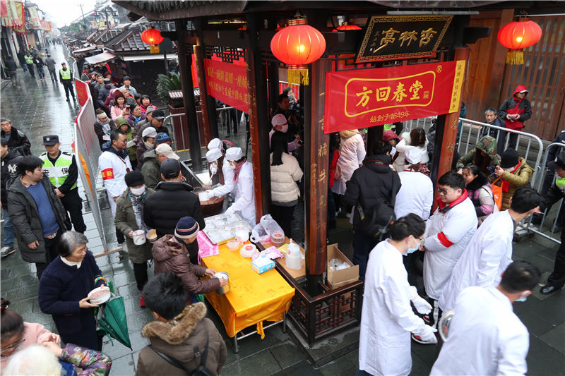 [中国日报网]全国各地喜迎“腊八”