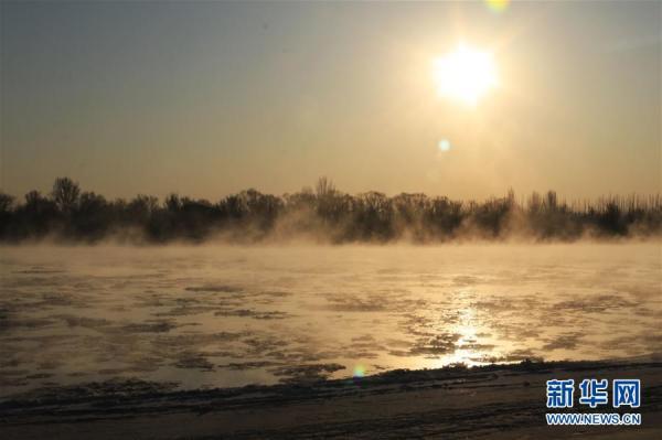 新华网：黄河三盛公水利枢纽库区出现“水煮黄河”景观