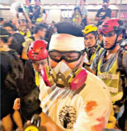 文汇报■港媒：暴力示威者“捉内鬼”再次捉到“自己人”，急呼“不要再捉鬼”