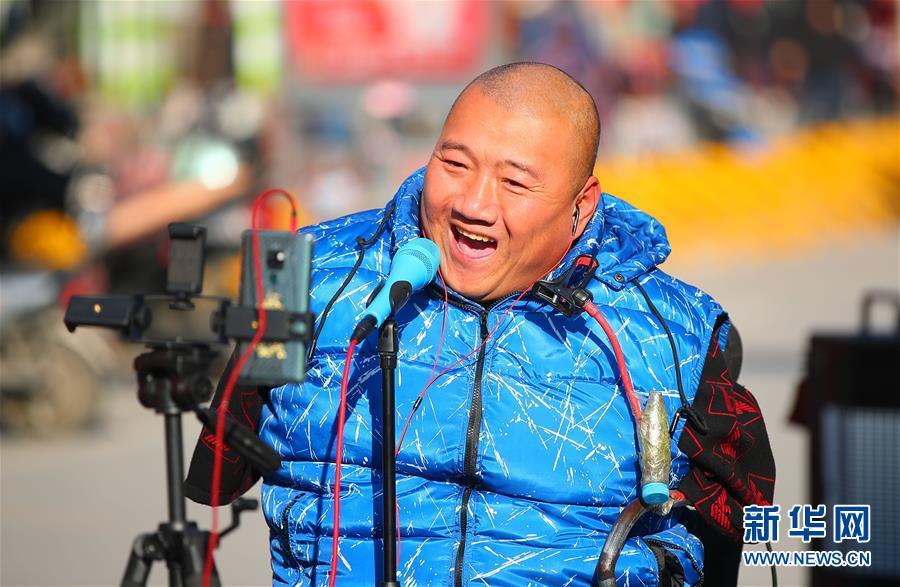 新华网■没有四肢，我也能扛起我的家