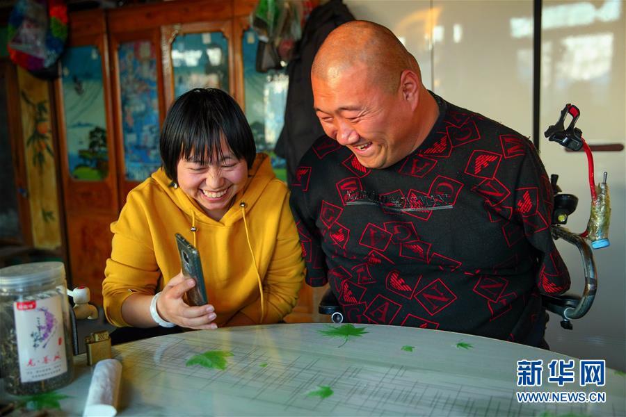 新华网■没有四肢，我也能扛起我的家