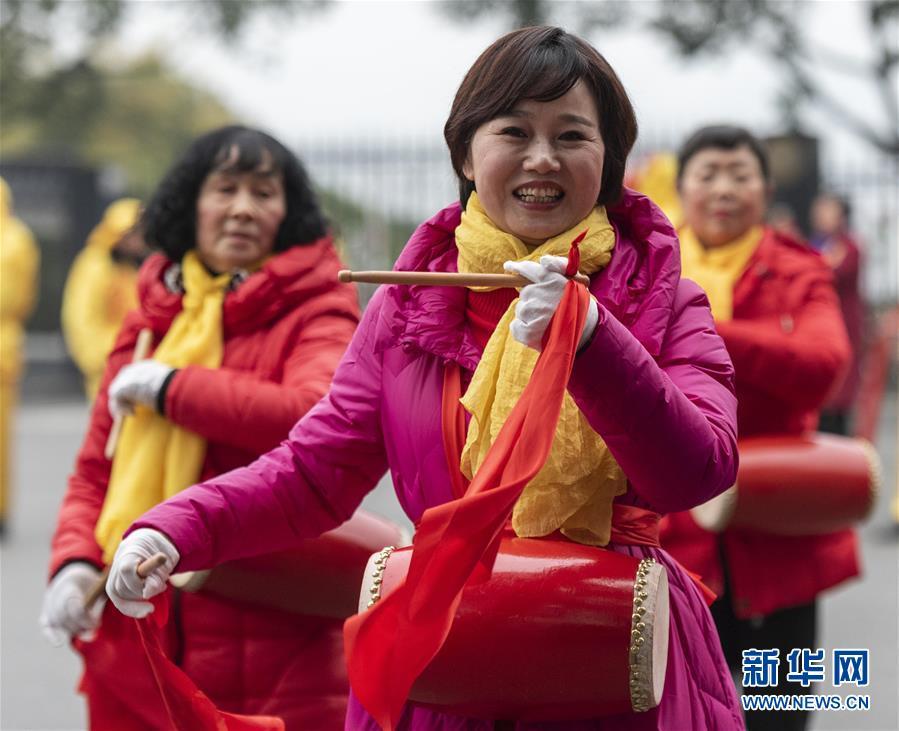 新华网■热闹民俗庆腊八