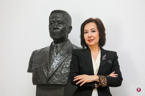 中国侨网：新加坡华裔企业家陈六使孙女：祖父教我努力坚毅