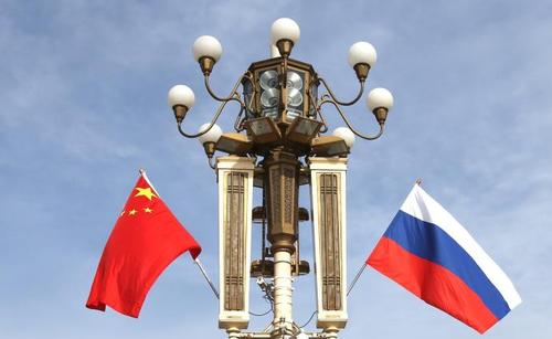 文汇报@王毅同俄罗斯外长通电话，就当前海湾局势急剧紧张协调立场