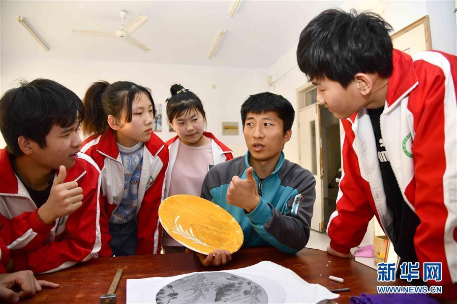 「新华网」长大后，我就成了你