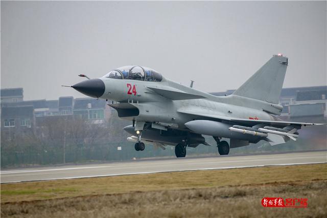 「中国军网」开训就对抗，升空即战斗！这场年度首飞“火药味”十足