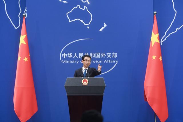 「北京日报客户端」耿爽：强权政治不得人心，军事手段没有出路