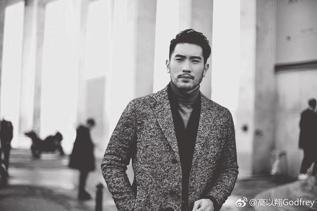 文汇报■高以翔哥哥发声，将继续发展其时装事业