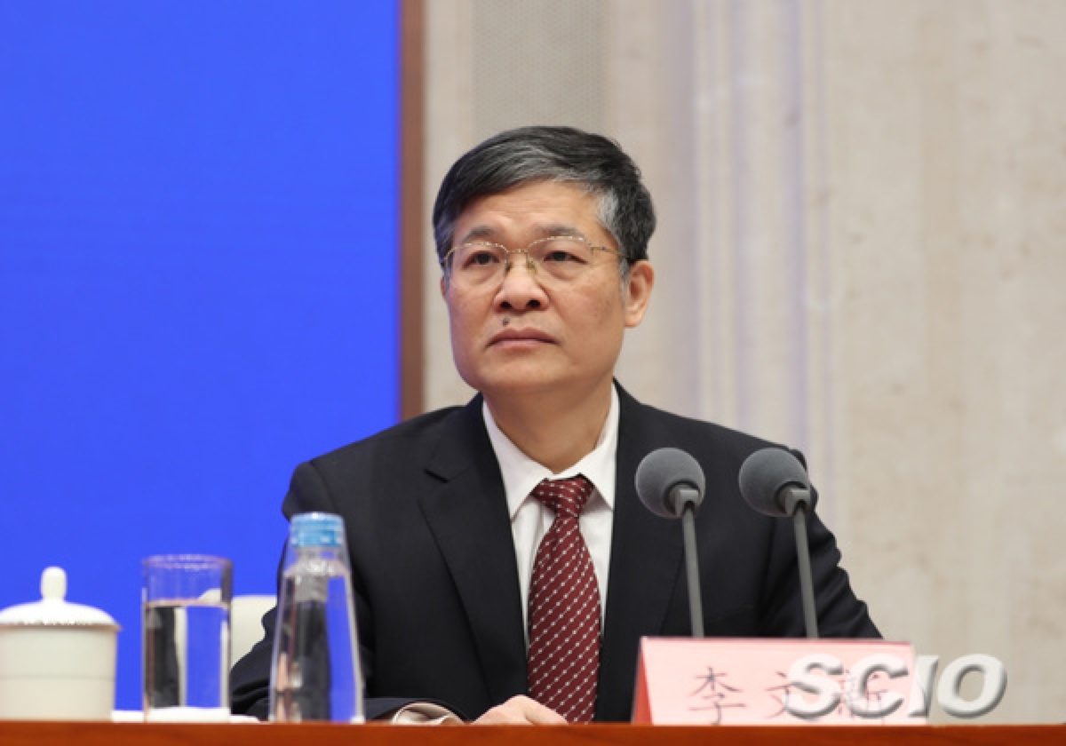 春运客流高峰时段每日增开夜间动车157.5对,同比增五成