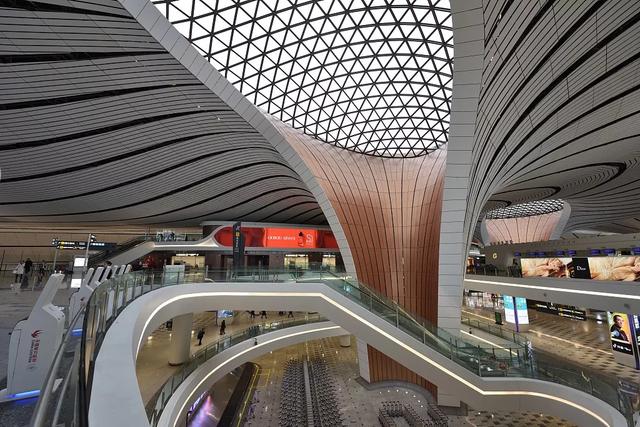 【荆楚网】春运大幕明天开启，回家路上的新变化了解一下