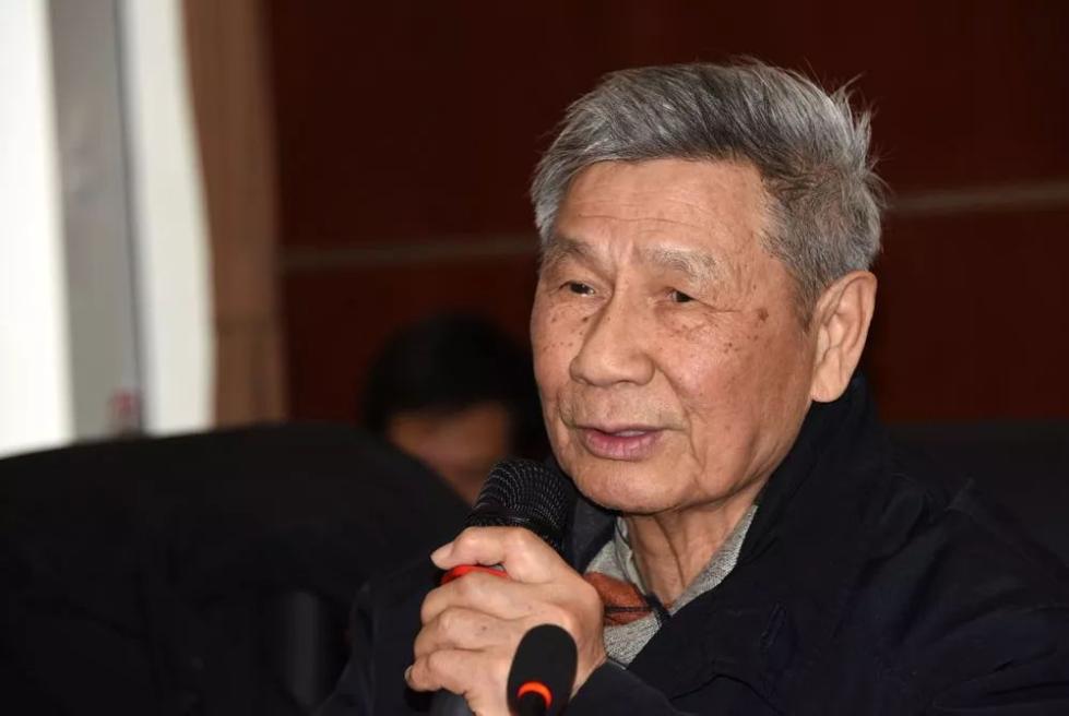 【文汇报】国家最高科学技术奖得主曾庆存：与“风云变幻”打交道 攀登气象科学高峰