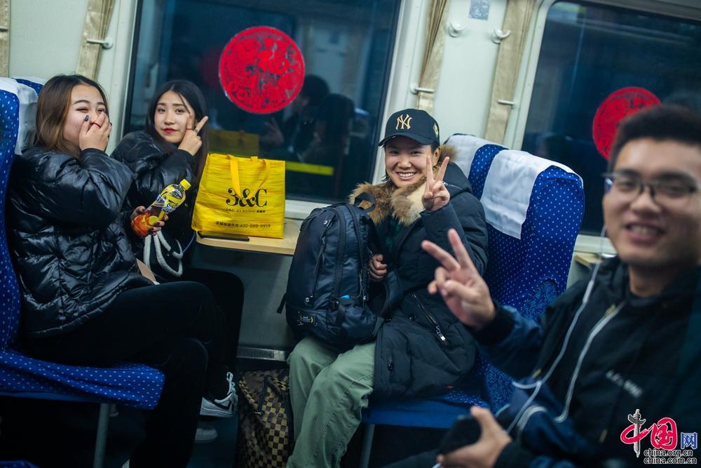 #中国网#2020年春运大幕拉开 北京铁路局首趟加开列车从北京站始发[组图]