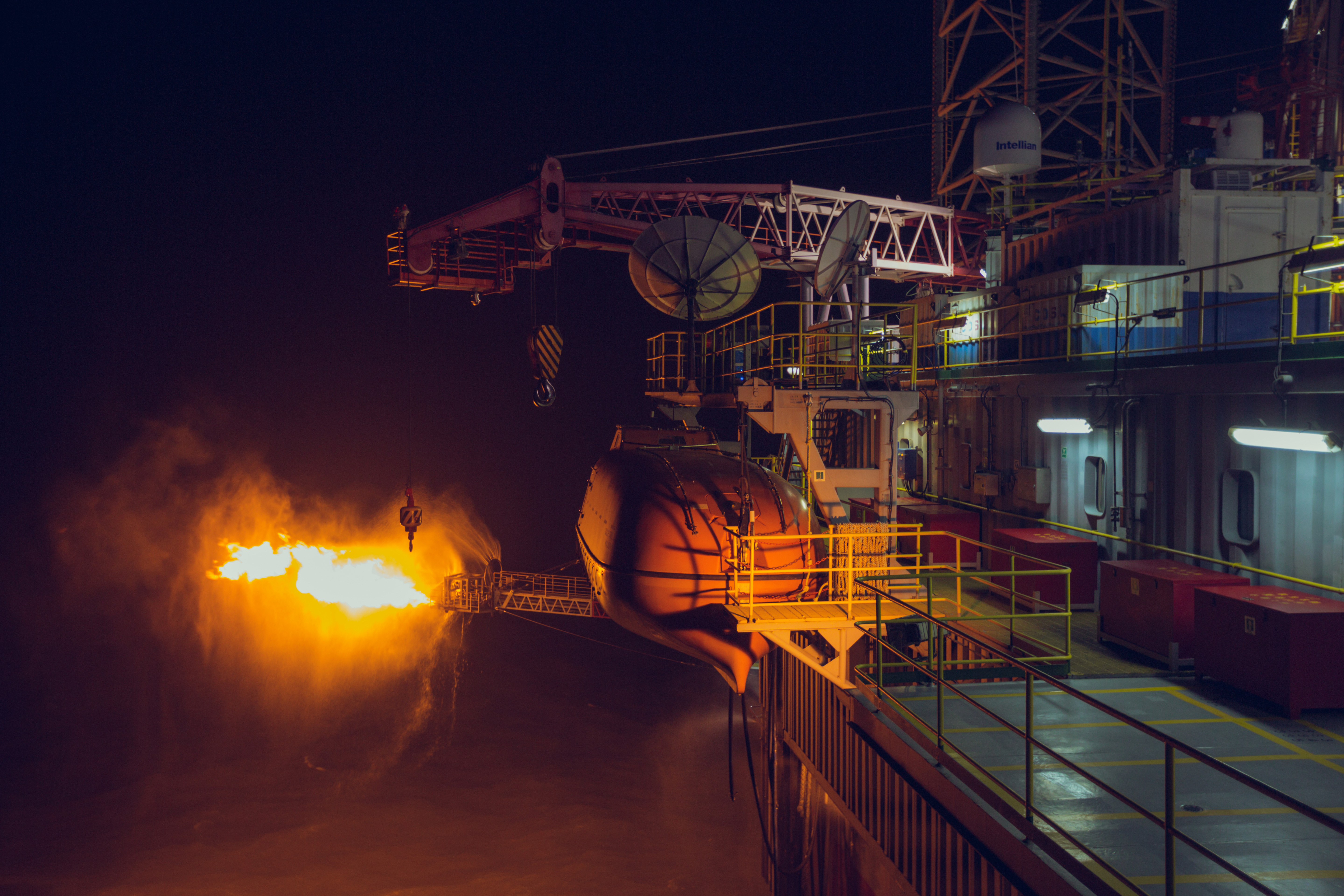 #科技日报#渤海湾大型凝析气田渤中19-6探明地质储量增至近3亿吨