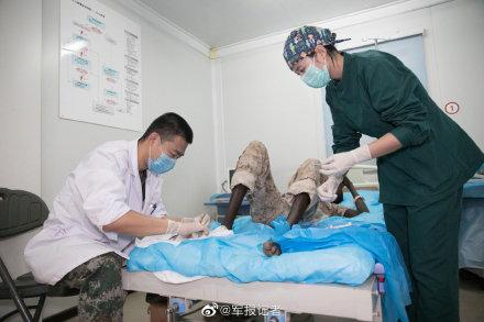 「中国军网」中国第7批赴马里维和医疗分队紧急救治遇袭批量伤员