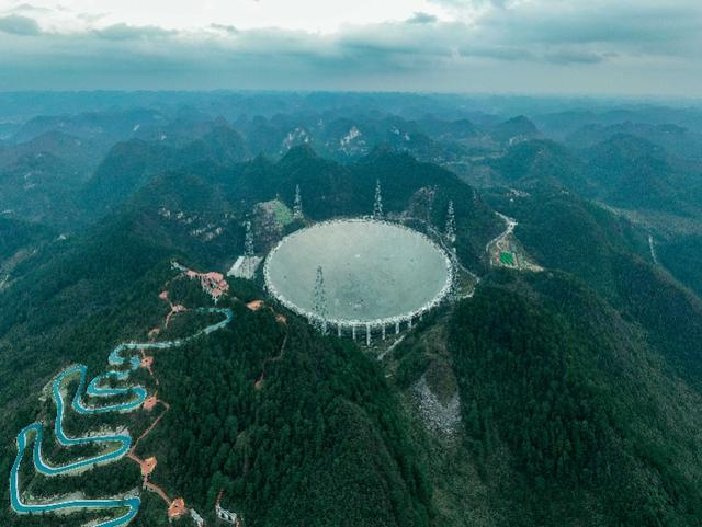 南方都市报：地球最大最灵敏的火眼金睛——“中国天眼”通过国家验收开放运行