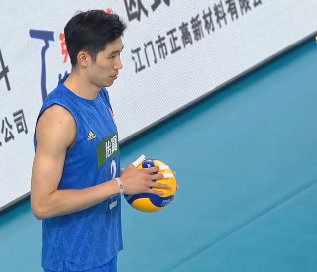 北京日报客户端@连续八年，一局不胜！中国男排再次不胜伊朗队无缘东京奥运会