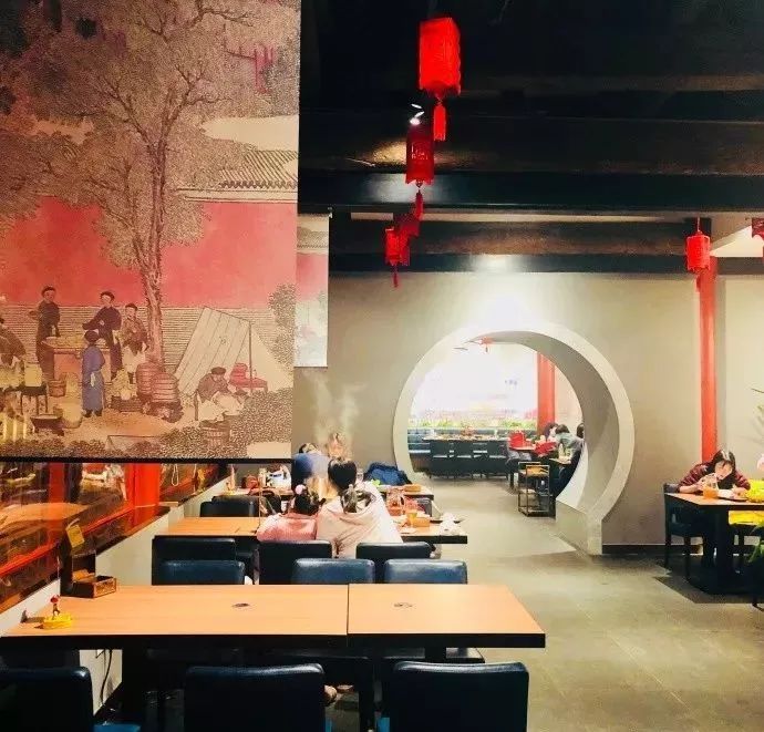 故宫的年夜饭:每桌价格6688元,居然还卖光了?