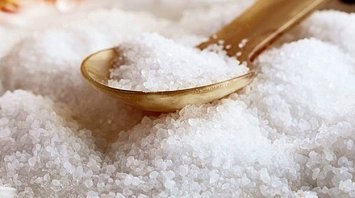 文汇报■神奇的食盐竟能防脱发、去黑头、除菌？专家说，别想多了