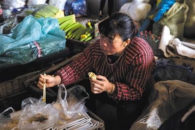 「新京报」蔬菜8小时内抵京 寿光蔬菜的“春运”