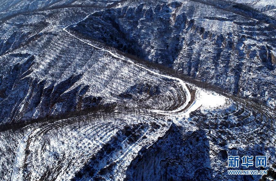 【新华网】黄土高原 雪后银装