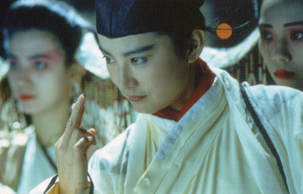 是颠覆——电影中的花无缺被改成了女性,还是由一代女神林青霞出演的