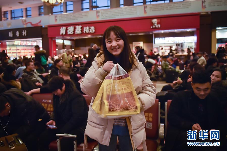 新华网■回家的礼物[组图]