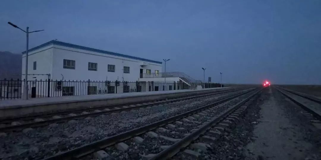 t9528次立即停车