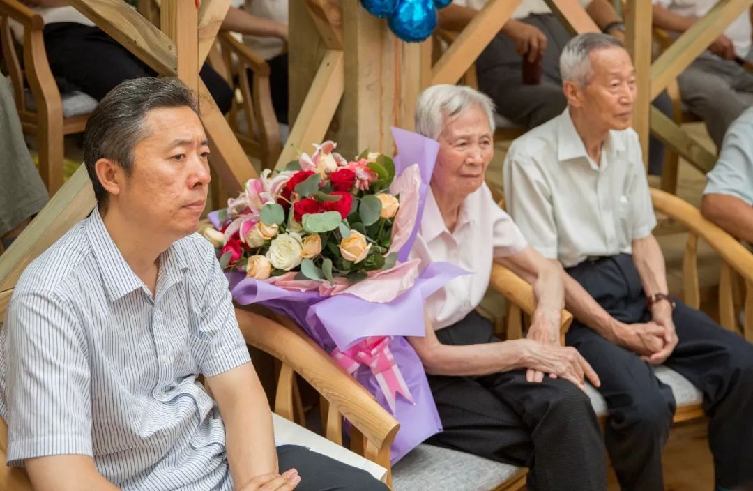 中国警察网@这个冬季，一位特殊的“警察”离我们而去