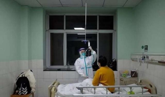 中国军网@向投身没有硝烟战争的医护人员致以崇高的敬礼