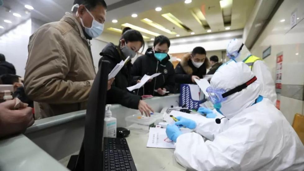 央视新闻@一线医生自述：说不害怕是假话，只想父老乡亲不受病痛折磨