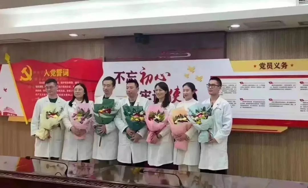 【女性之声】致敬巾帼逆行者！请你们平安归来！