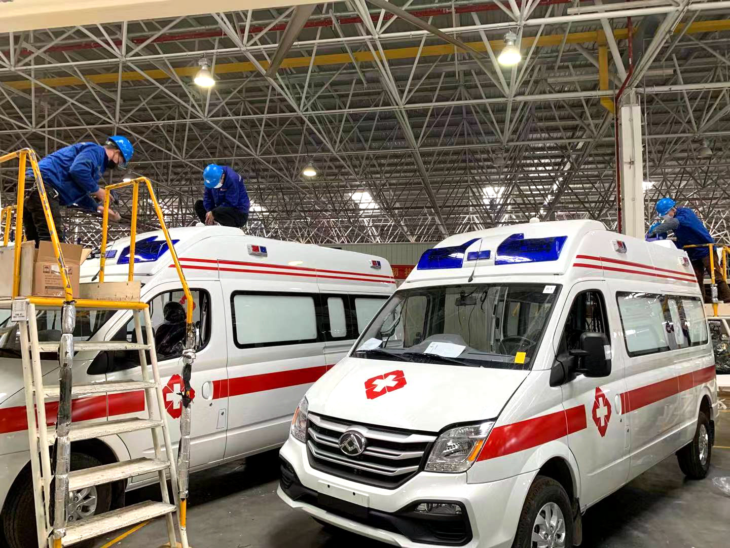 【文汇报】“倒计时！一定要把负压救护车开过去” 生产企业建议统一核发“救灾物资通行证”